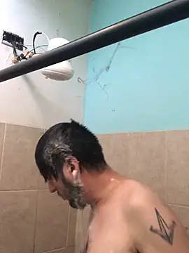 Alexitho25 online show from November 2025 09:38:01 PM