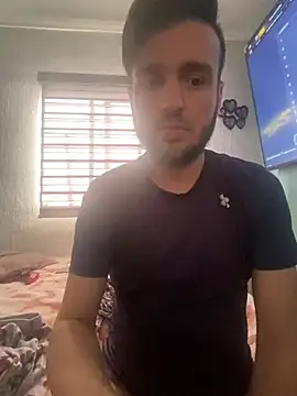 Alexitho25 online show from January 2026 10:13:02 PM