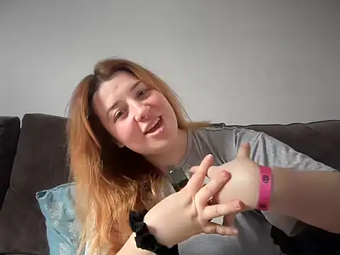 Snapshot of curvy_rosie69 chatting on June 2026 11:12:01 AM curvy rosie69 online show from June 2026 11:12:01 AM