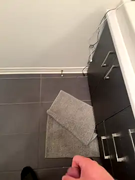 Snapshot of Spartacus514 chatting on October 2025 03:42:01 AM Spartacus514 online show from October 2025 03:42:01 AM