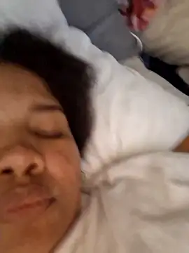 madelene online show from February 2025 04:56:02 AM