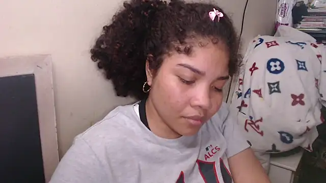 madelene online show from March 2025 04:35:01 AM