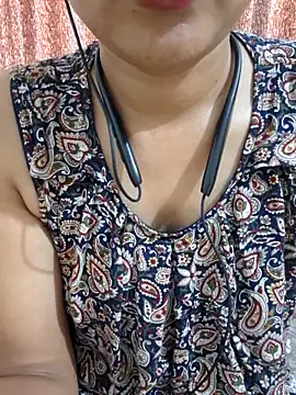 Queen Nora online show from June 2026 11:58:01 AM
