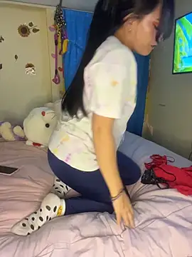 Snapshot of MiaRousexxx_ chatting on October 2025 01:31:02 AM MiaRousexxx online show from October 2025 01:31:02 AM