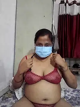 Snapshot of mature_mimi chatting on June 2026 01:13:01 PM mature mimi online show from June 2026 01:13:01 PM