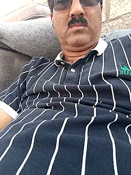 moonflower25 online show from October 2025 05:17:02 AM