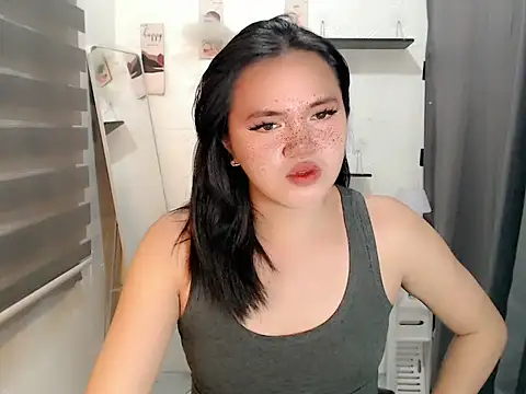 Snapshot of Youngasianhotcock chatting on January 2026 08:36:01 PM Youngasianhotcock online show from January 2026 08:36:01 PM