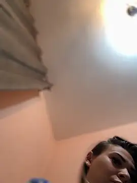 iSelena online show from October 2025 05:09:02 AM