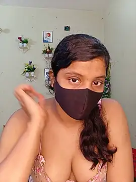 Snapshot of Rose-luckey chatting on July 2026 01:14:02 PM Rose-luckey online show from July 2026 01:14:02 PM