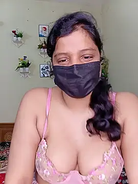 Snapshot of Rose-luckey chatting on July 2026 07:10:01 AM Rose-luckey online show from July 2026 07:10:01 AM