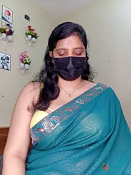 Snapshot of Rose-luckey chatting on July 2026 01:43:01 PM Rose-luckey online show from July 2026 01:43:01 PM