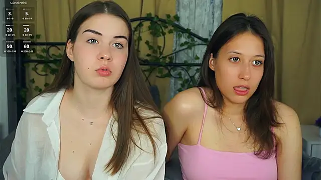 BeckyBurgh online show from October 2025 07:00:01 PM