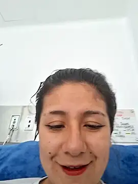 CAROLINE  07 online show from October 2025 07:01:01 PM