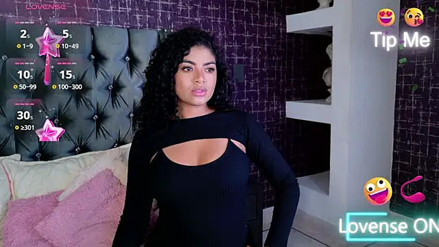 Carly Monroe  online show from September 2025 10:45:02 PM