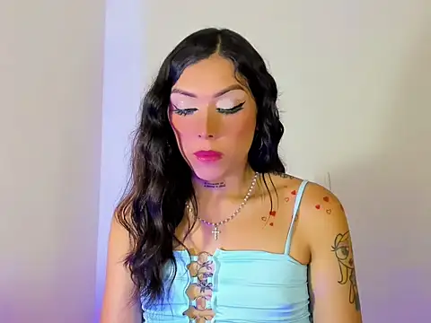 Megan Gil  online show from September 2025 03:52:01 AM