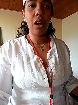 IVONNE COLLINS33 online show from March 2026 02:35:02 PM