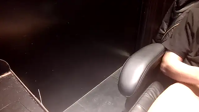 Kento26767 online show from November 2025 01:36:01 PM