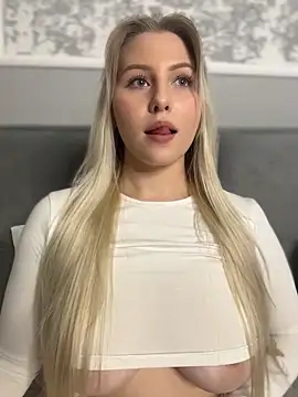 Snapshot of Amy_mit chatting on September 2025 02:22:02 PM Amy mit online show from September 2025 02:22:02 PM