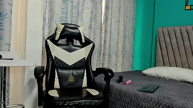 Felipe Gonzales online show from September 2025 12:43:02 PM