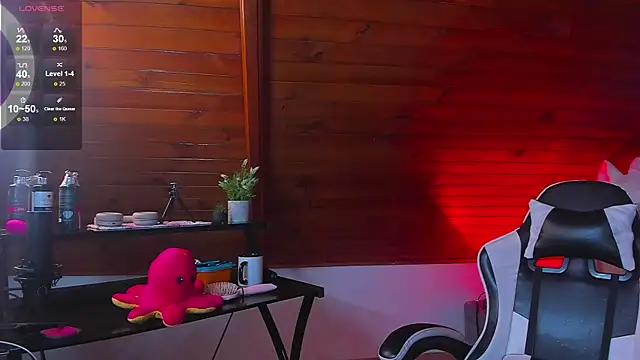 yumi hanna online show from November 2025 10:23:02 PM