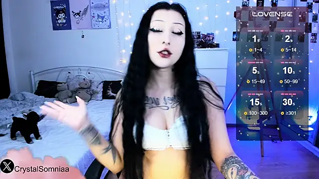 Snapshot of Crystal_somnia chatting on October 2025 04:23:02 AM Crystal somnia online show from October 2025 04:23:02 AM