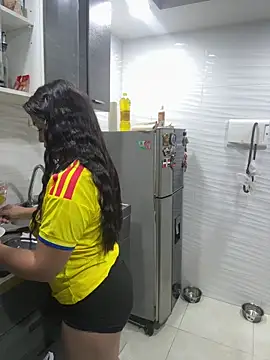 lunita sweet5 online show from June 2026 01:45:01 AM