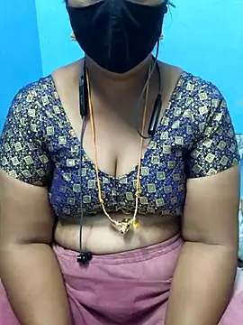 Snapshot of Tamil_Sweety chatting on October 2025 06:24:01 PM Tamil Sweety online show from October 2025 06:24:01 PM