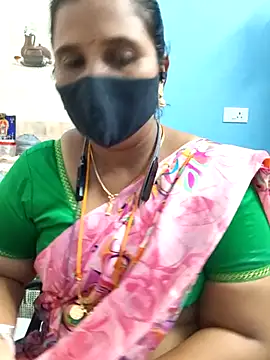 Snapshot of Tamil_Sweety chatting on November 2025 05:01:01 PM Tamil Sweety online show from November 2025 05:01:01 PM