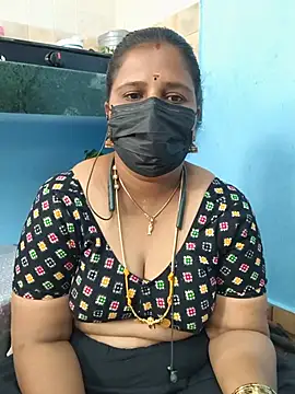 Snapshot of Tamil_Sweety chatting on June 2026 03:55:02 AM Tamil Sweety online show from June 2026 03:55:02 AM