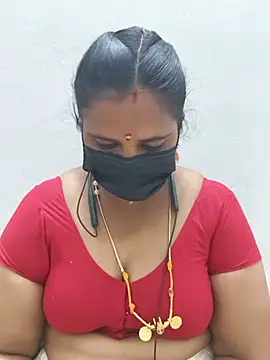 Snapshot of Tamil_Sweety chatting on August 2026 10:17:01 AM Tamil Sweety online show from August 2026 10:17:01 AM
