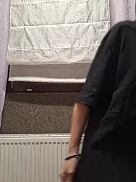 AllexyAle online show from April 2026 09:40:02 PM