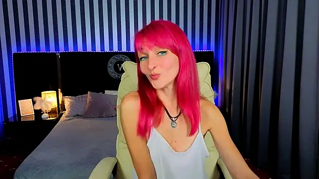 BrandyBloom online show from October 2025 07:11:01 PM