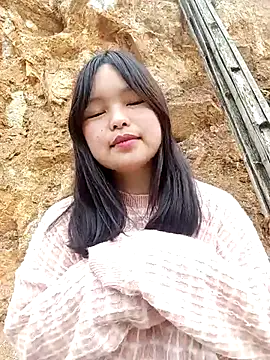 XoiXoi232 online show from March 2026 05:44:01 AM