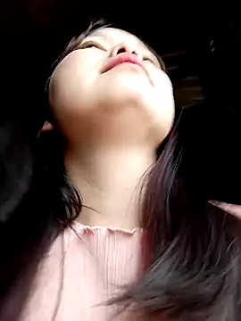 XoiXoi232 online show from March 2026 03:43:01 AM