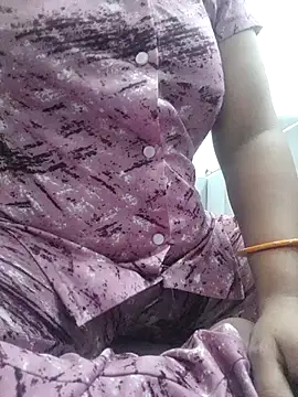 Sexy-savita1 online show from September 2025 05:18:01 AM