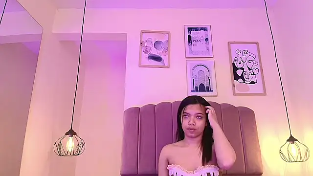 Isabelgh  online show from December 2025 03:26:02 AM