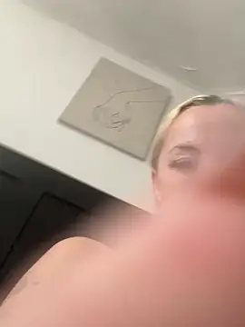 Snapshot of XBlonde_spiceX chatting on September 2025 10:06:01 AM XBlonde spiceX online show from September 2025 10:06:01 AM