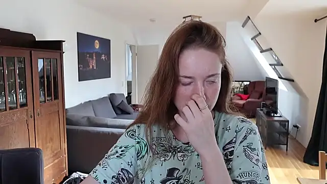 Tanywish online show from November 2025 11:33:01 AM