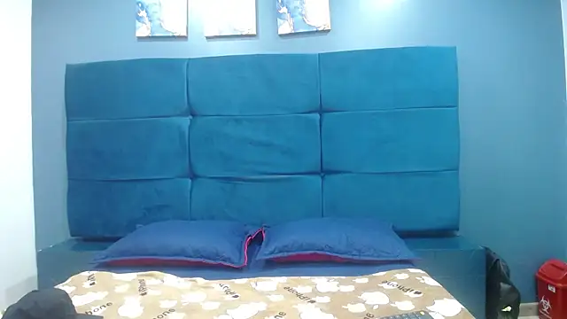 Jheampiiero online show from October 2025 01:31:02 PM