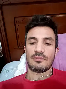 Snapshot of OGUZOZAN chatting on September 2025 09:04:02 PM OGUZOZAN online show from September 2025 09:04:02 PM