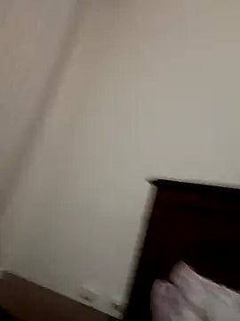 Snapshot of OGUZOZAN chatting on September 2025 07:24:02 PM OGUZOZAN online show from September 2025 07:24:02 PM