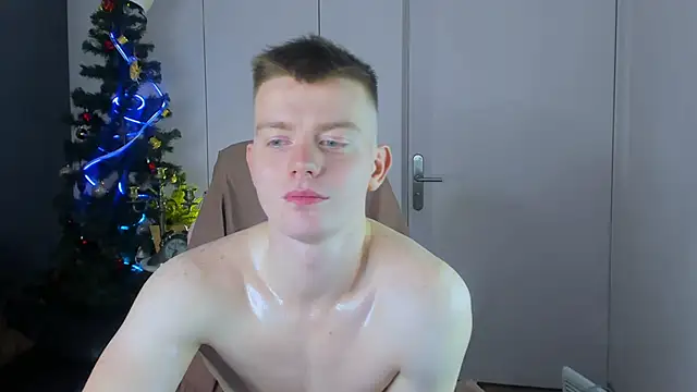 Happydeimos online show from January 2026 12:02:01 AM