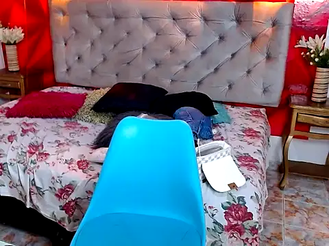 Snapshot of IsabellaaSweet chatting on November 2025 08:52:01 PM IsabellaaSweet online show from November 2025 08:52:01 PM