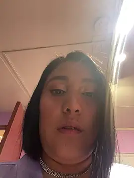 Snapshot of caroline__muller chatting on May 2026 11:28:01 AM caroline muller online show from May 2026 11:28:01 AM