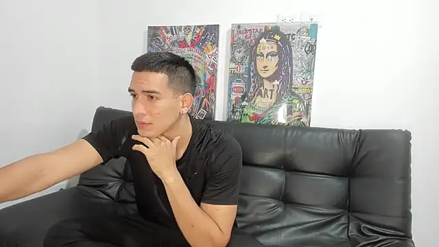 Snapshot of Mike3Xxx chatting on September 2025 02:02:01 AM Mike3Xxx online show from September 2025 02:02:01 AM