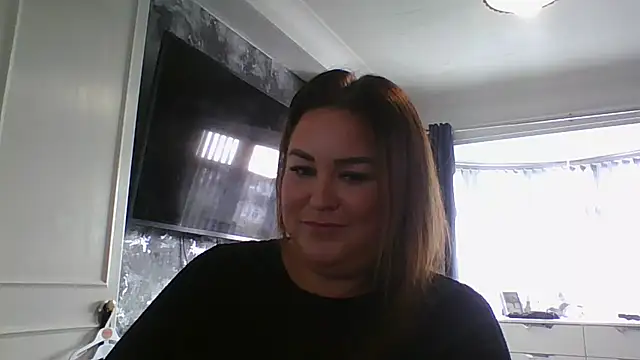 Snapshot of brunetslut chatting on September 2025 02:39:02 PM brunetslut online show from September 2025 02:39:02 PM