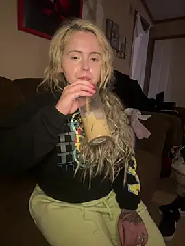 JuicyExxxperience online show from February 2026 02:49:01 PM