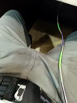 hotboy43339 online show from September 2025 04:18:01 PM