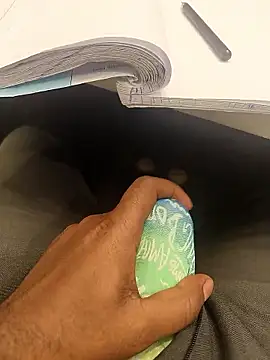 hotboy43339 online show from January 2026 09:04:02 AM