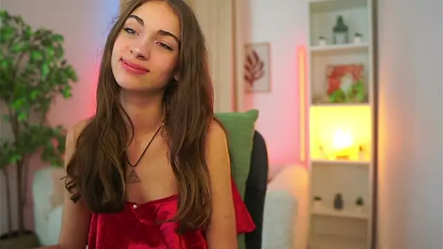 Sophie  Nice online show from September 2025 02:44:01 PM